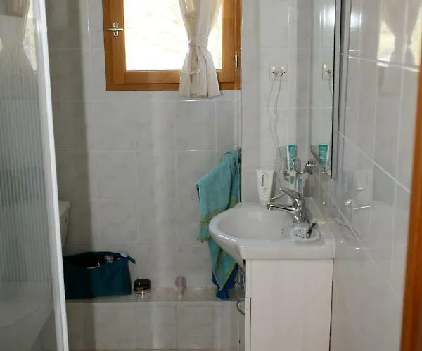 Strandhuisje Aan De Middellandse Zee *